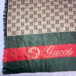 100% real Gucci Scarf